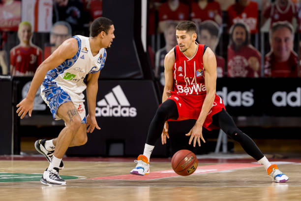 击欧冠席位 击欧冠席位