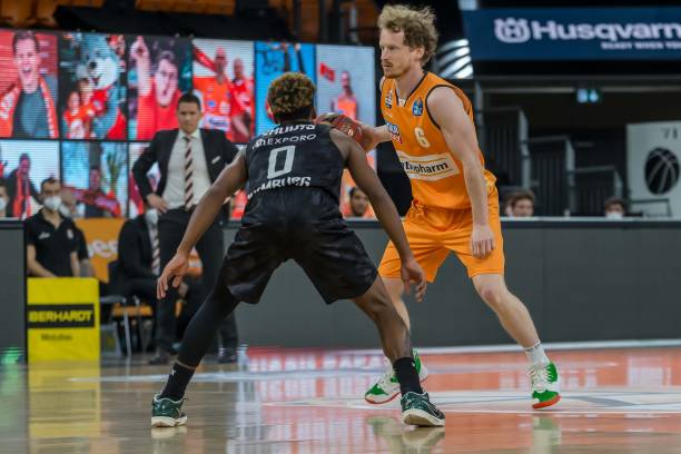 队和莫德里 队和莫德里