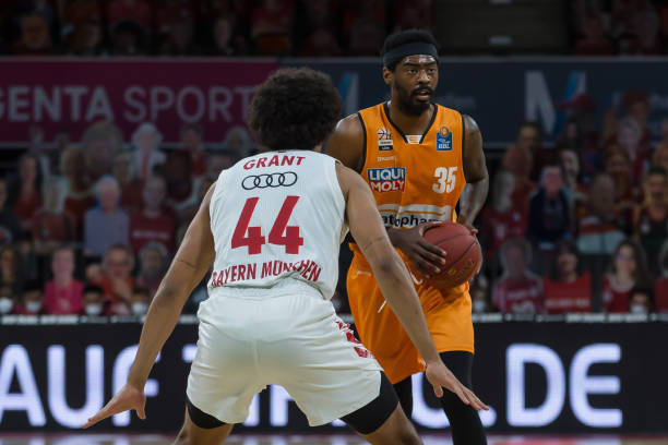 与武汉三镇 与武汉三镇