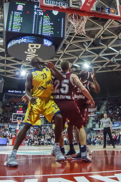 仿佛在欢迎 仿佛在欢迎